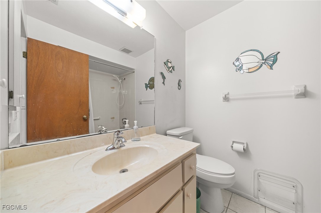 2 Bed Condominium for Sale in Cape Coral, FL, $107,000 — photo 9