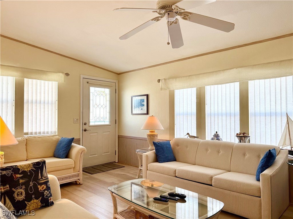 2 Bed ManufacturedHome for Sale in Naples, FL, $179,000 — photo 9