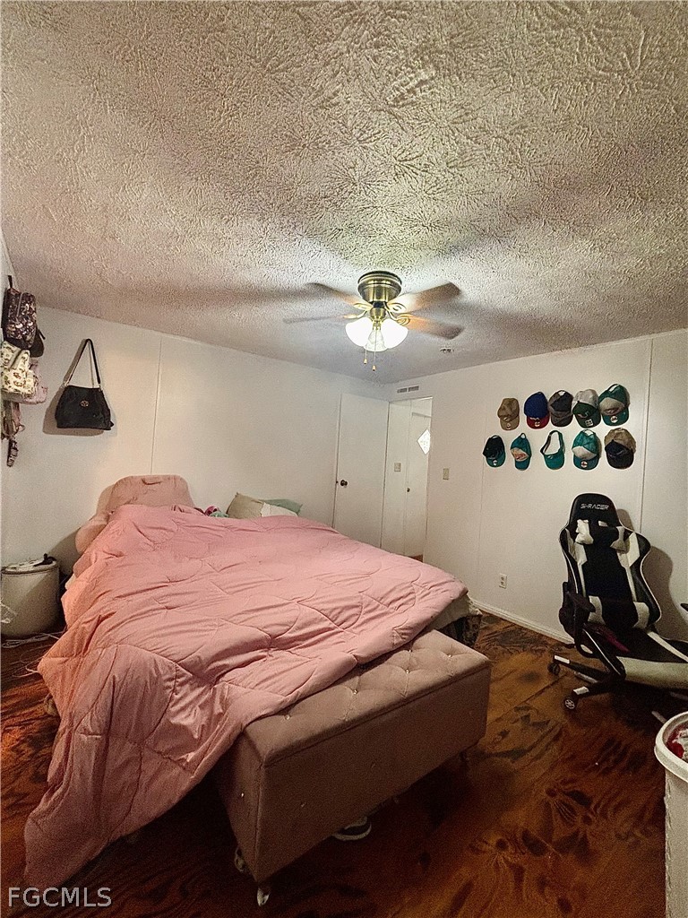 3 Bed SingleFamilyResidence for Sale in Clewiston, FL — photo 9