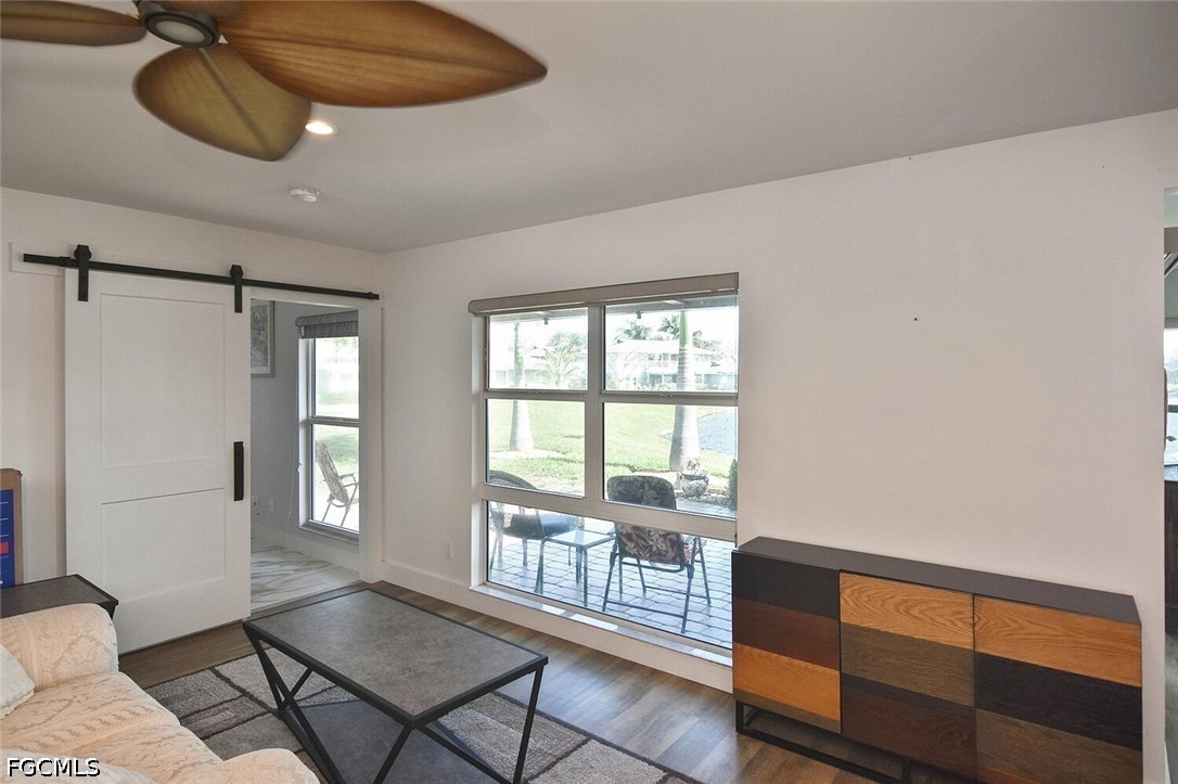 2 Bed Waterfront Home for Sale in Fort Myers, photo 9