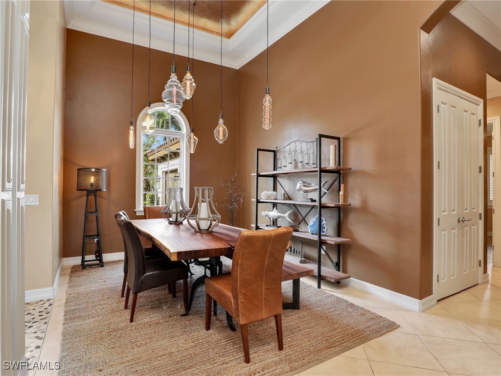 4 Bed Pool Home for Sale in Grande Estates, photo 9