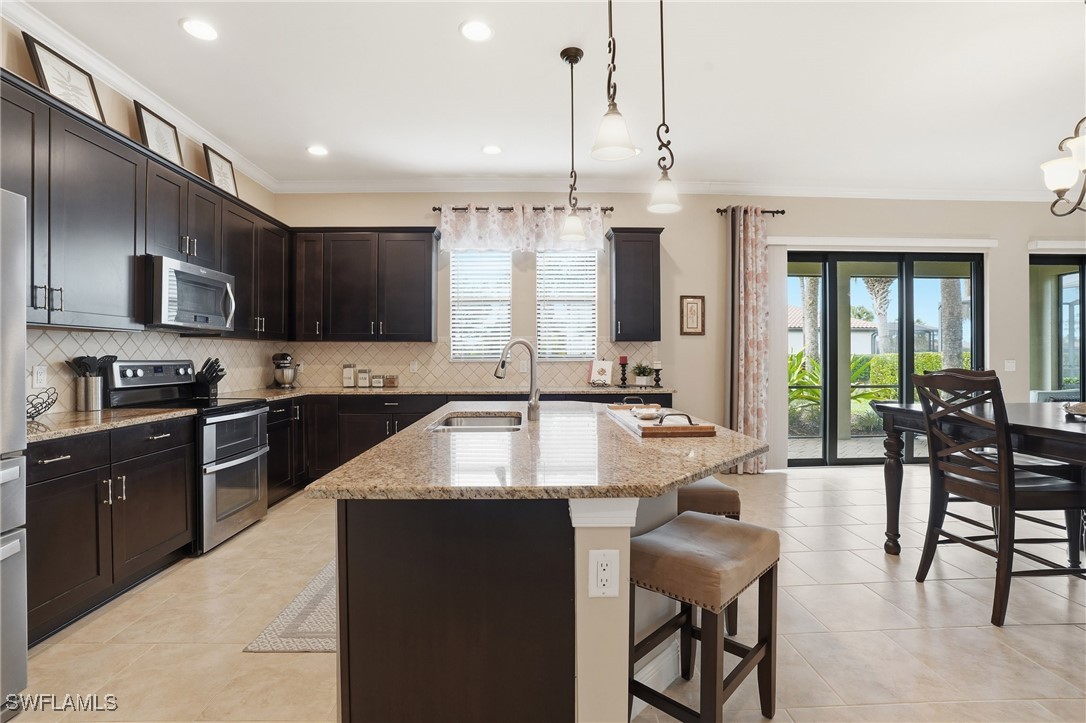 4 Bed SingleFamilyResidence for Sale in Naples, photo 9