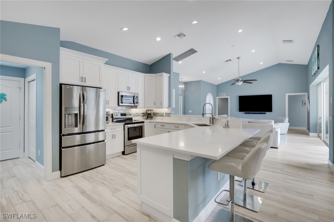 4 Bed Pool Home for Sale in Briarwood, photo 9