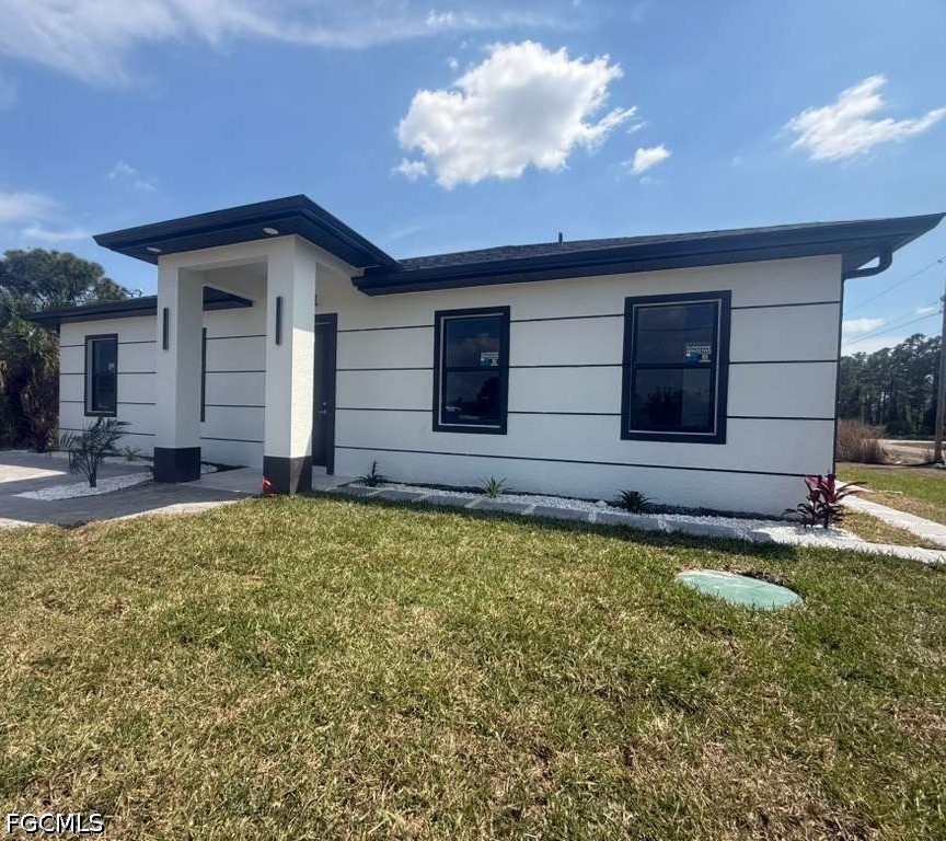 4 Bed SingleFamilyResidence for Sale in Lehigh Acres, photo 9