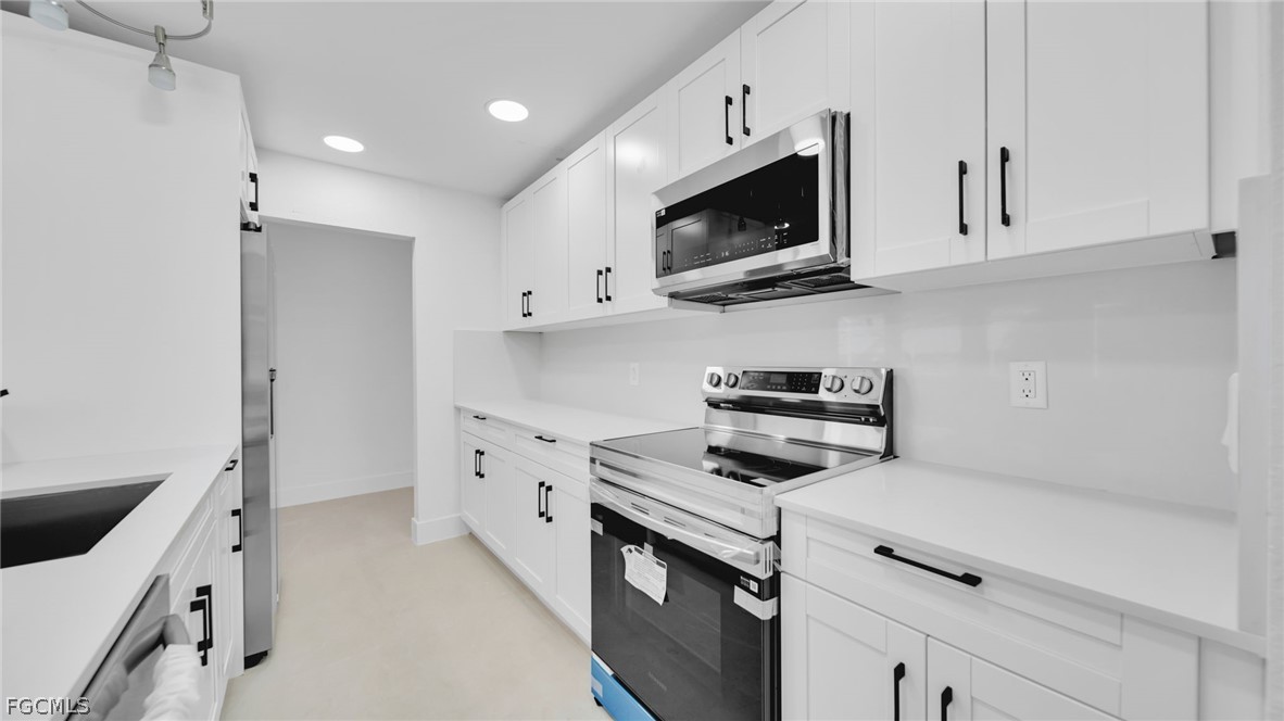 3 Bed Pool Home for Sale in Sandarac 2, photo 9