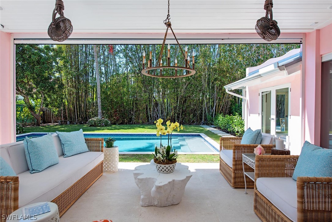 3 Bed Pool Home for Sale in Park Shore, photo 9