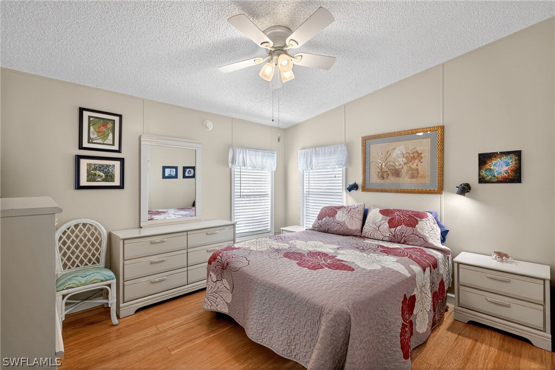 2 Bed ManufacturedHome for Sale in Naples, FL — photo 9