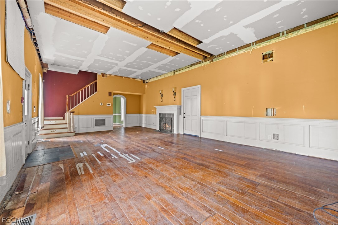 3 Bed SingleFamilyResidence for Sale in Bayshore Park, FL — photo 9