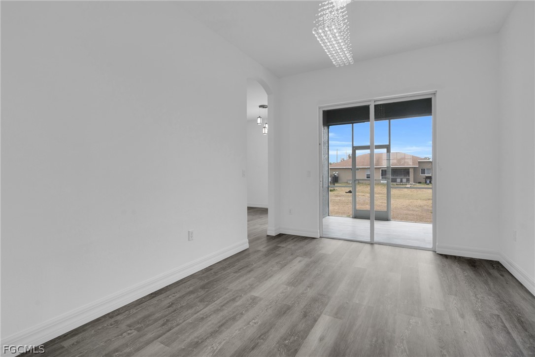 3 Bed SingleFamilyResidence for Sale in Lehigh Acres, photo 9
