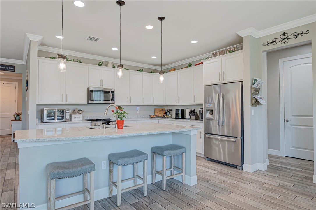 4 Bed Pool Home for Sale in Avalon Park, FL, $575,000 — photo 9