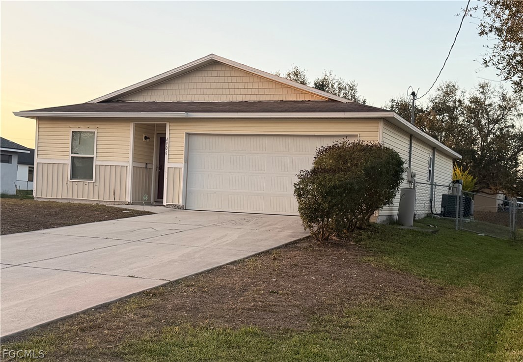 3 Bed SingleFamilyResidence for Sale in Lehigh Acres, photo 9