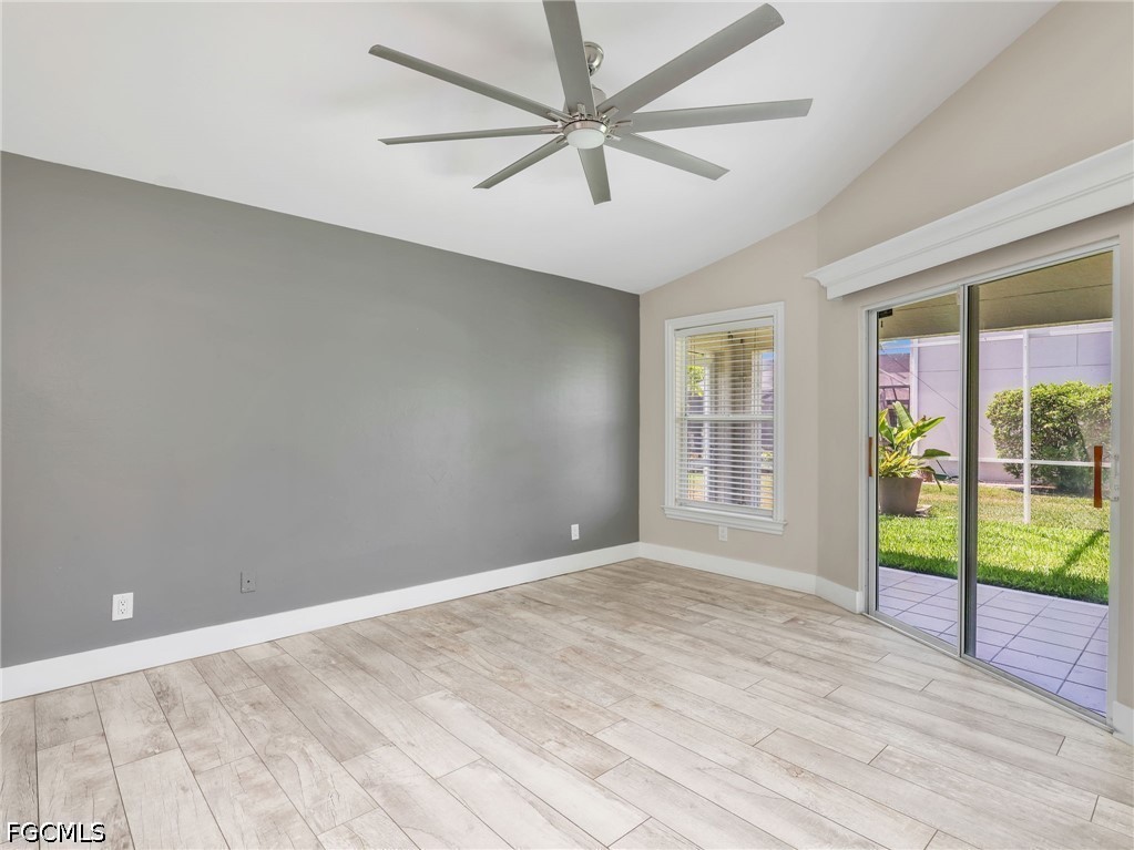3 Bed SingleFamilyResidence for Sale in Stoneybrook, FL — photo 9