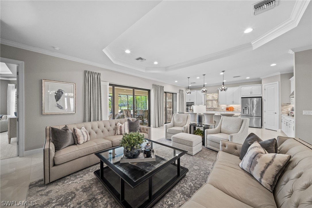 4 Bed Pool Home for Sale in Esplanade, photo 9