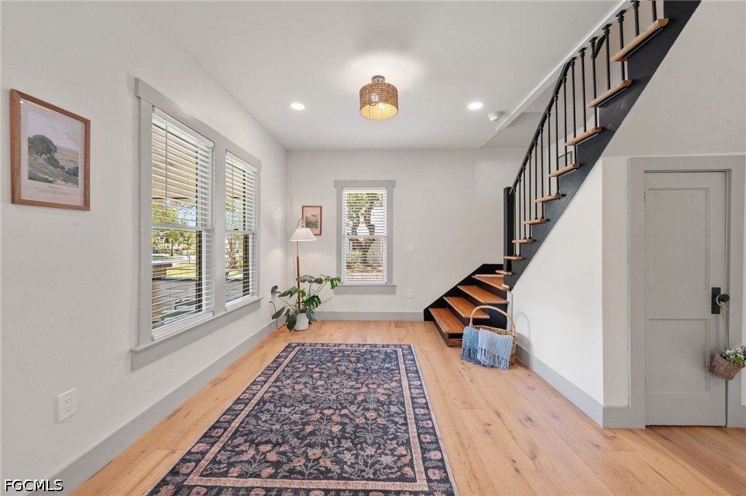 4 Bed SingleFamilyResidence for Sale in Dean Park, photo 9