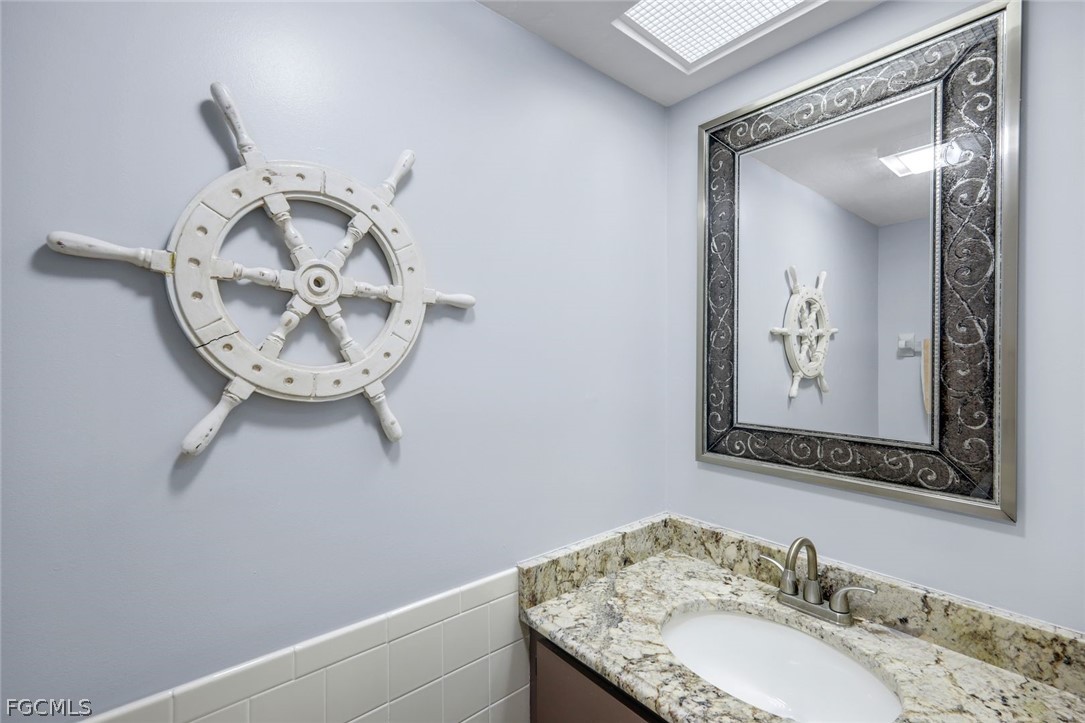 2 Bed Waterfront Home for Sale in Fort Myers Beach, FL — photo 9