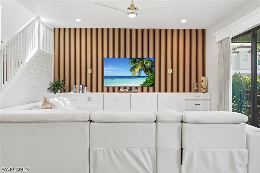 4 Bed SingleFamilyResidence for Sale in Estero, photo 9
