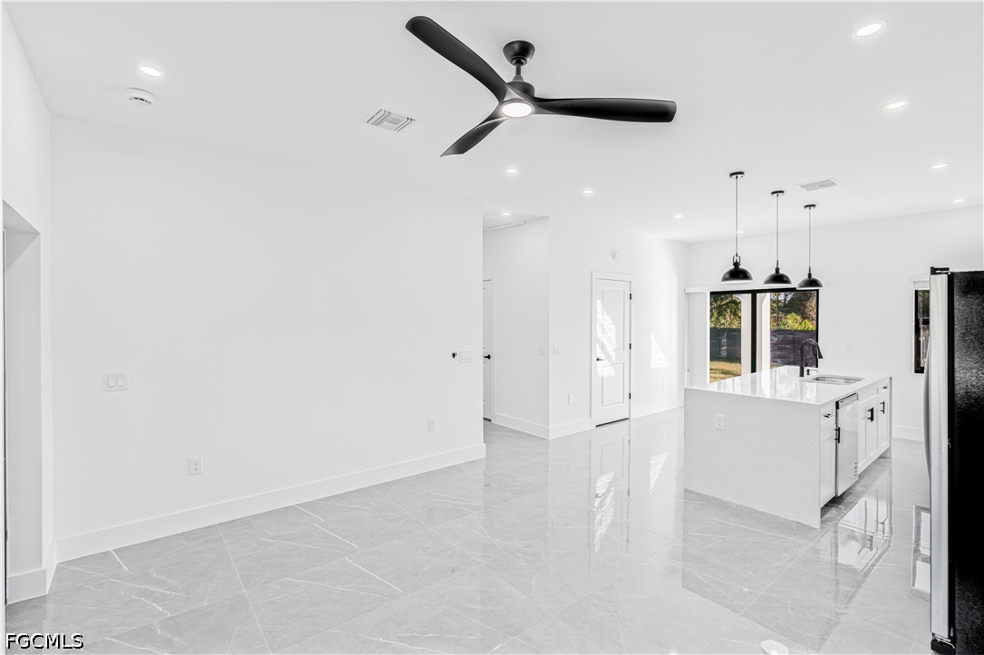 3 Bed SingleFamilyResidence for Sale in Lehigh Acres, FL — photo 9
