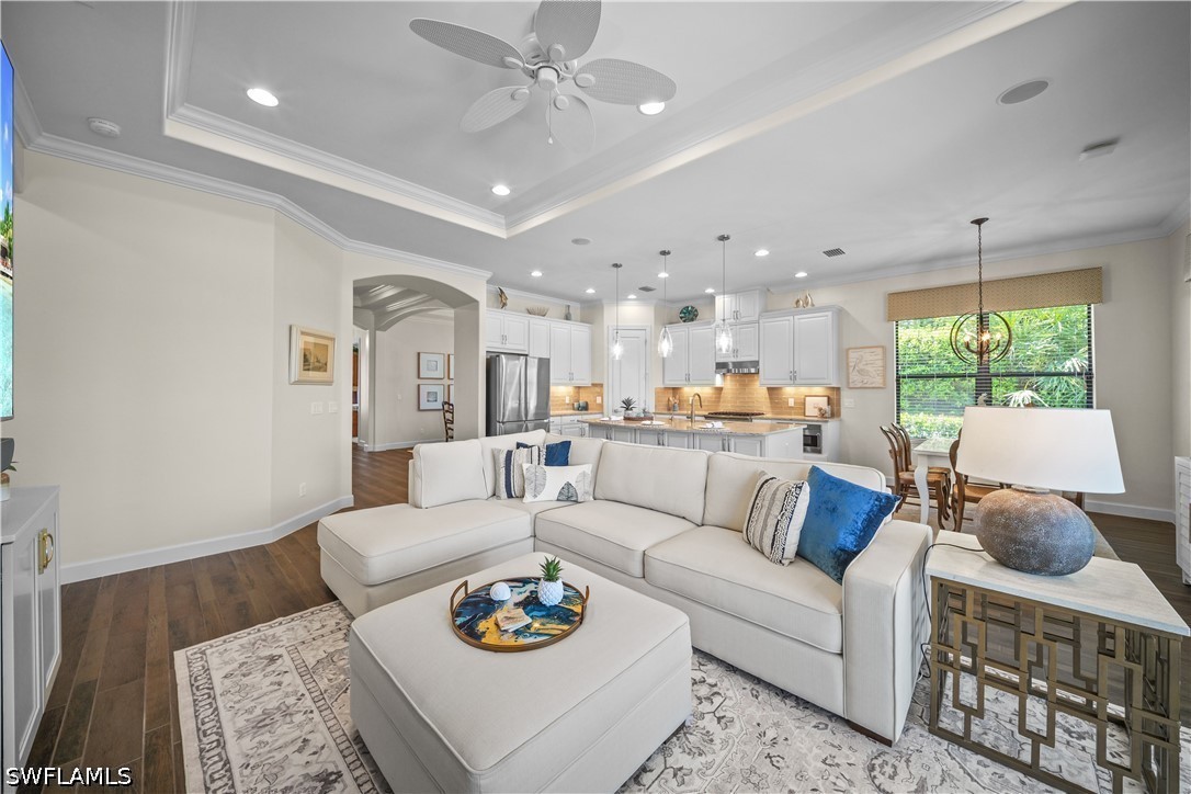 2 Bed Pool Home for Sale in Esplanade, photo 9