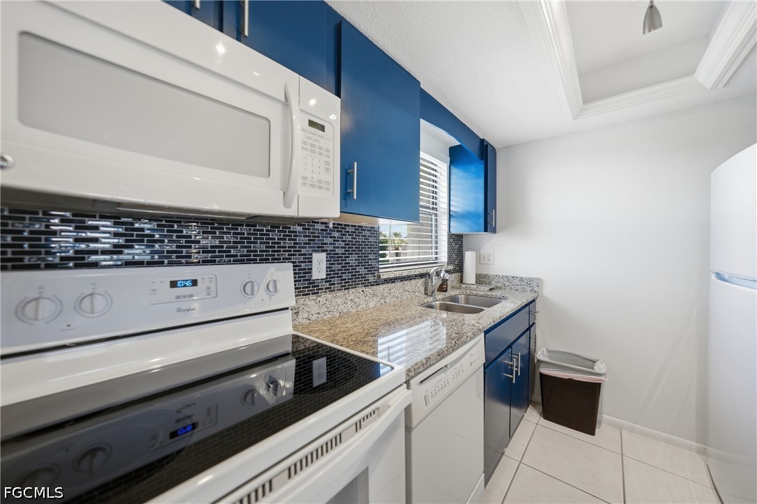 2 Bed Waterfront Home for Sale in Punta Gorda, FL, $269,000 — photo 9
