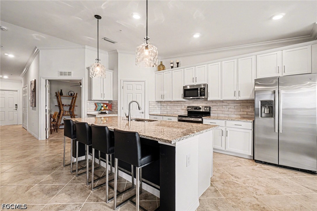 2 Bed Waterfront Home for Sale in Punta Gorda, FL — photo 9