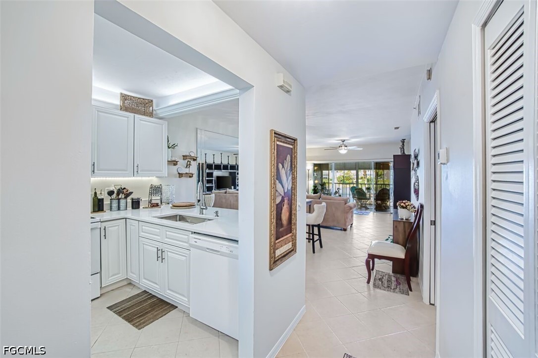 2 Bed Condominium for Sale in Fort Myers, photo 9