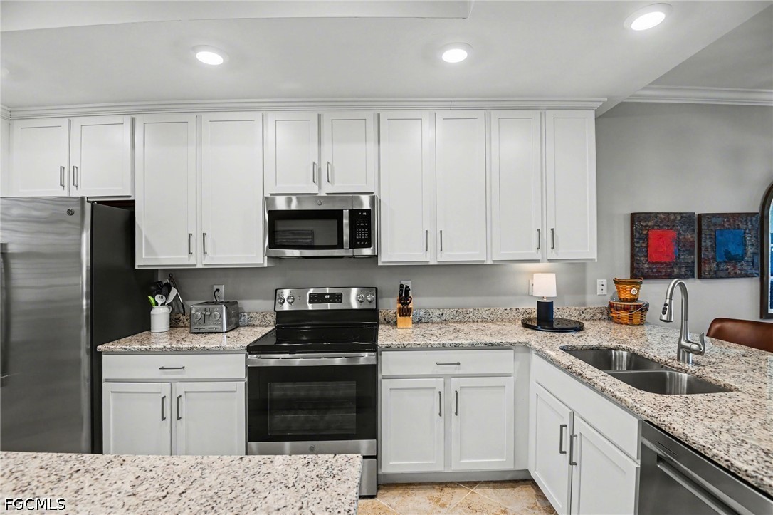 2 Bed Waterfront Home for Sale in Punta Gorda, FL — photo 9