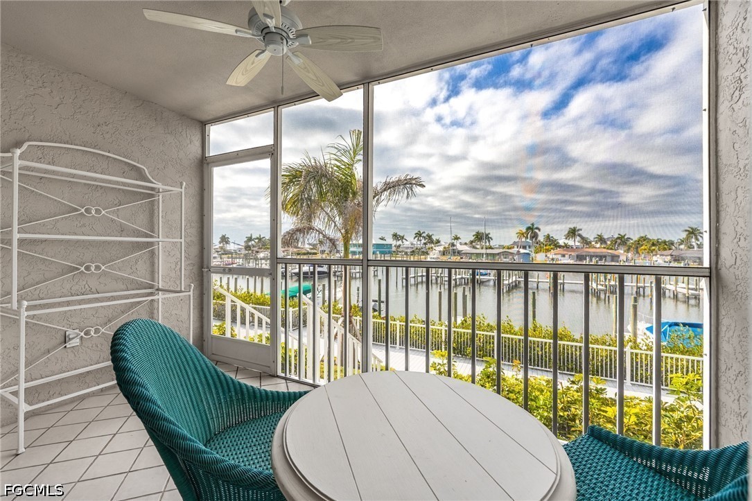 1 Bed Waterfront Home for Sale in Boardwalk Caper, photo 9