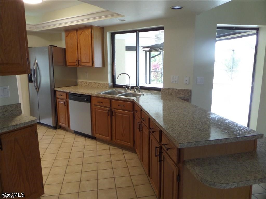 3 Bed Pool Home for Sale in Cape Coral, FL, $3,000 — photo 9