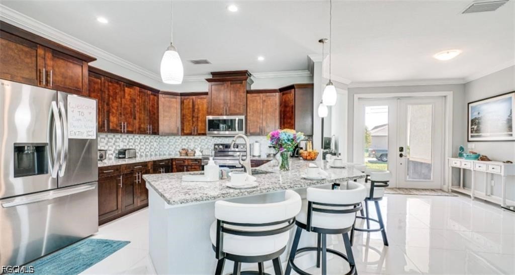 3 Bed Pool Home for Sale in Cape Coral, photo 9