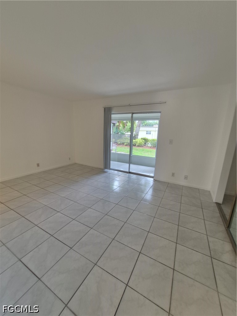 1 Bed Condominium for Sale in Fort Myers, FL, $89,900 — photo 9