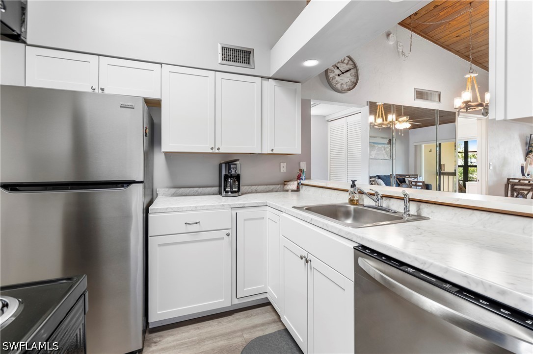 2 Bed Condominium for Sale in Marco Island, FL — photo 9