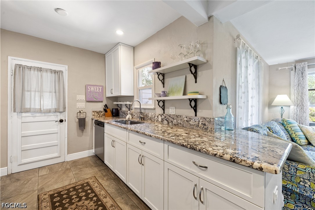 2 Bed SingleFamilyResidence for Sale in Allen Park, photo 9