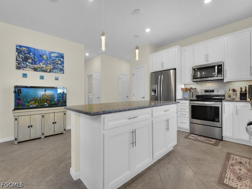 3 Bed Pool Home for Sale in Hampton Lakes, photo 9
