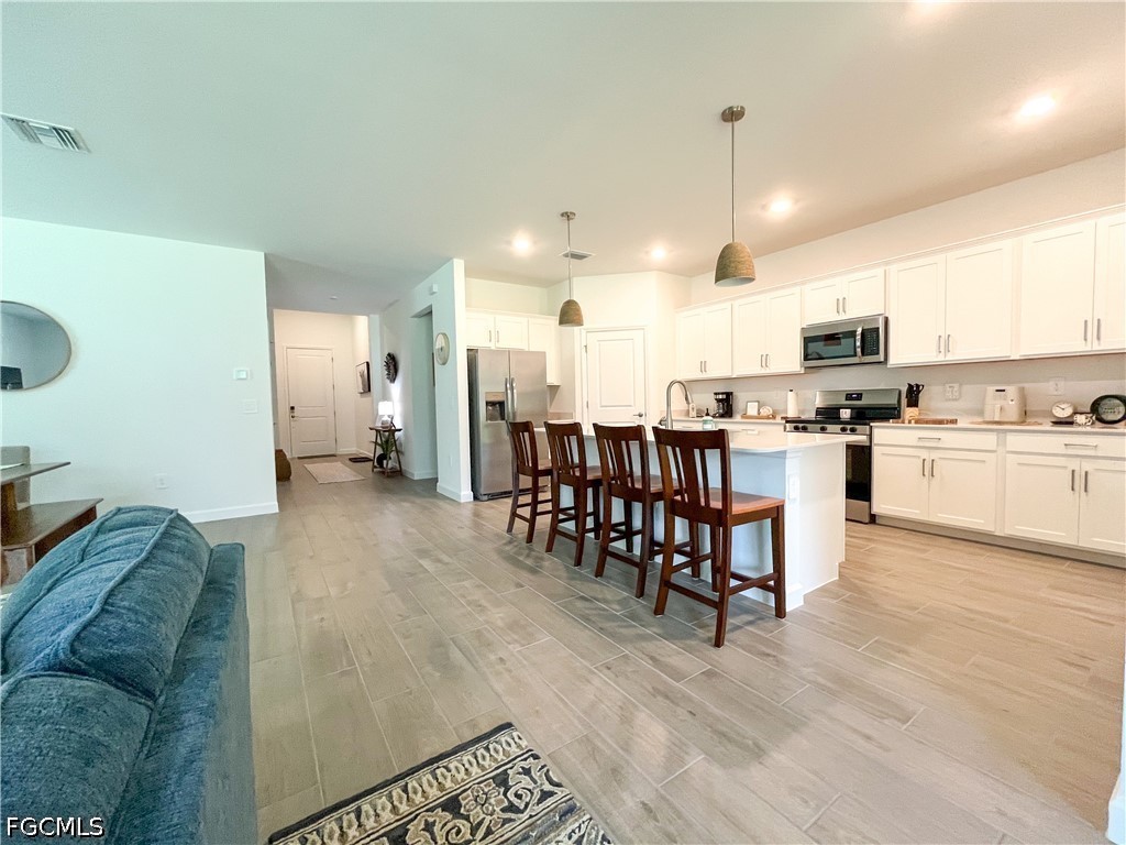 4 Bed SingleFamilyResidence for Sale in Timber Creek, photo 9