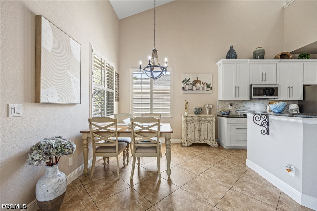 4 Bed SingleFamilyResidence for Sale in Cypress Cay, FL — photo 9