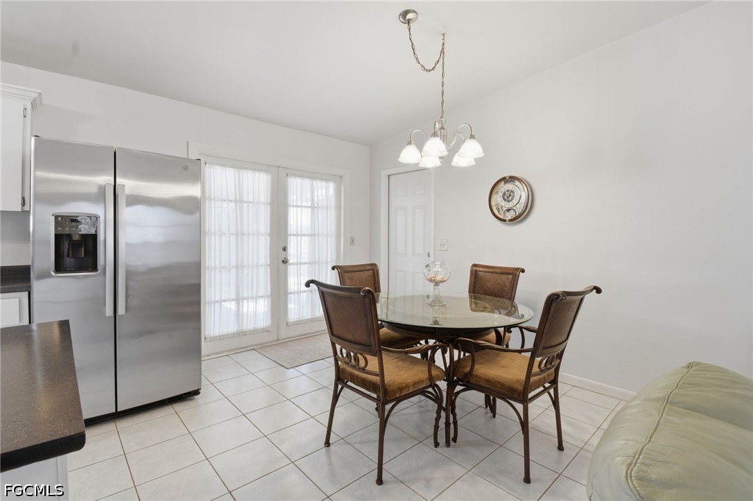 3 Bed SingleFamilyResidence for Sale in Cape Coral, photo 9