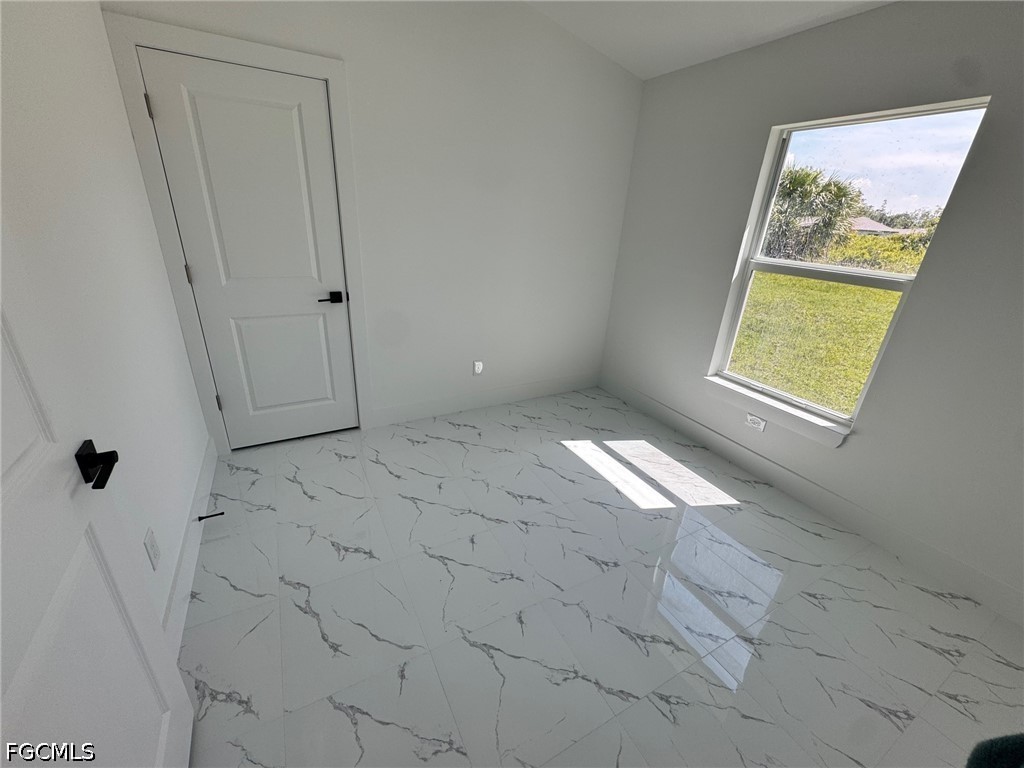 4 Bed SingleFamilyResidence for Sale in Lehigh Acres, FL — photo 9