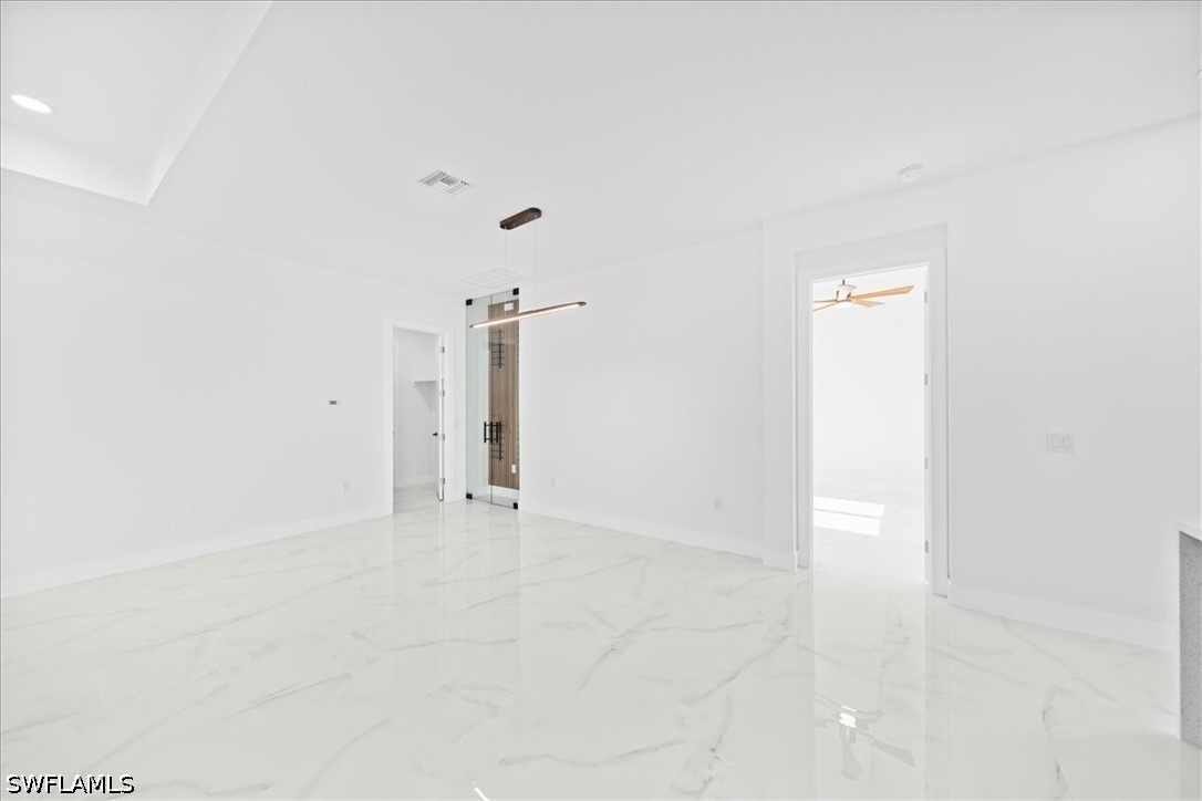 4 Bed SingleFamilyResidence for Sale in Lehigh Acres, photo 9