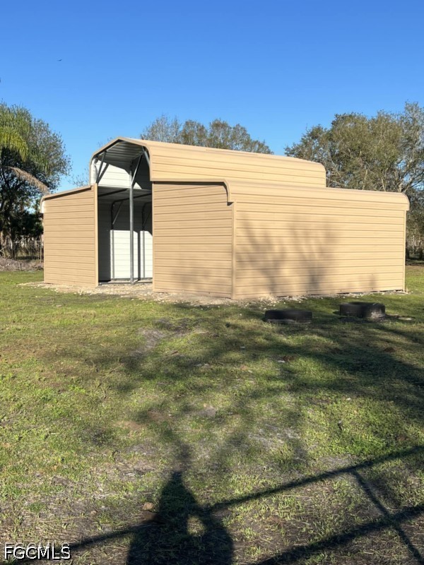 3 Bed Pool Home for Sale in Labelle Ranchettes, photo 9