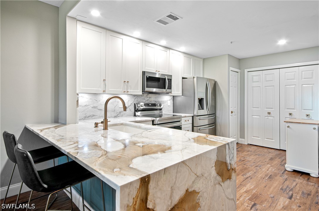 2 Bed Waterfront Home for Sale in Cavendish Court, photo 9
