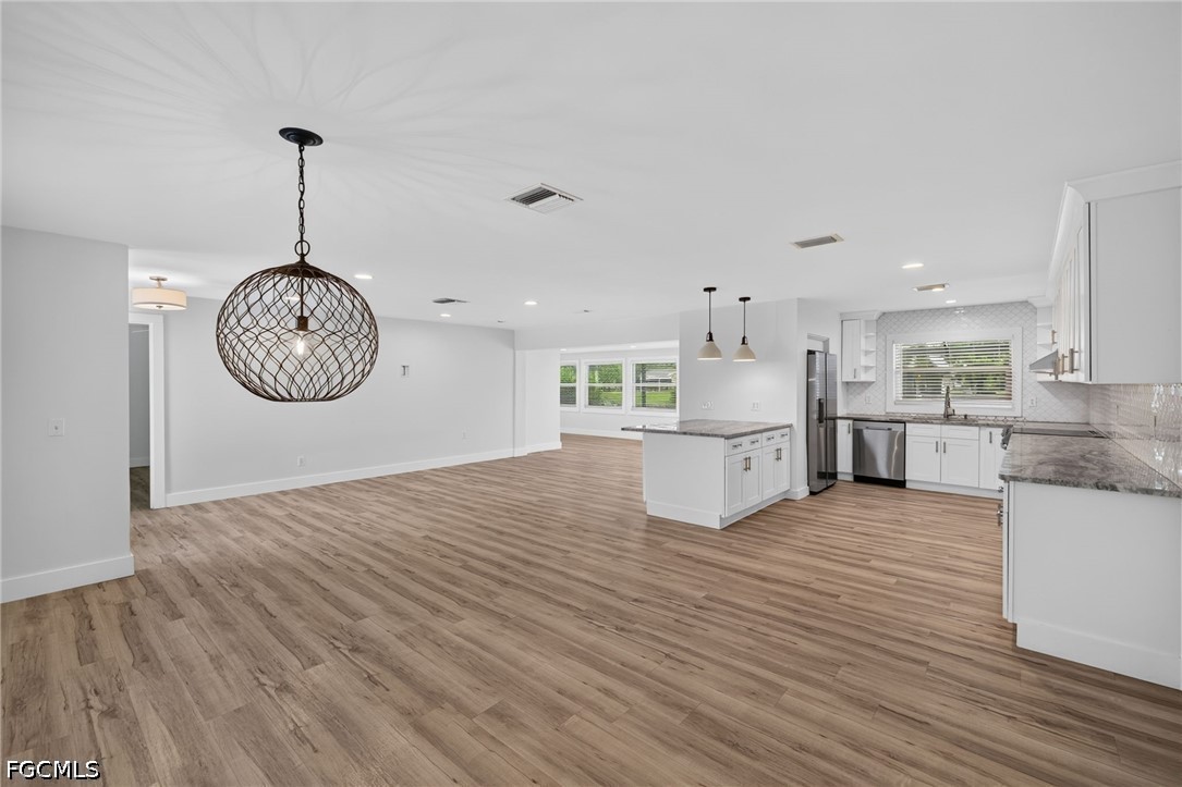 3 Bed Pool Home for Sale in Yacht Club, FL, $719,000 — photo 9
