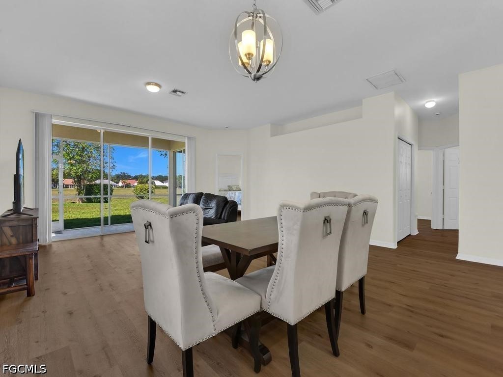 3 Bed SingleFamilyResidence for Sale in Silverlakes, FL — photo 9