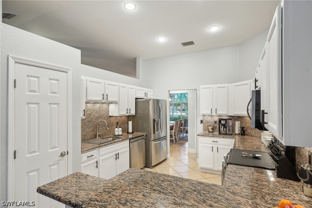4 Bed Pool Home for Sale in Cape Coral, photo 9
