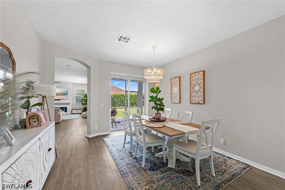 3 Bed SingleFamilyResidence for Sale in Fort Myers, FL — photo 9