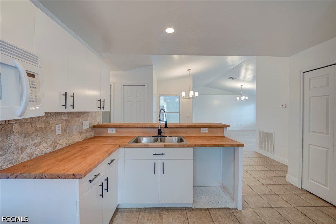 3 Bed Waterfront Home for Sale in Lehigh Acres, photo 9