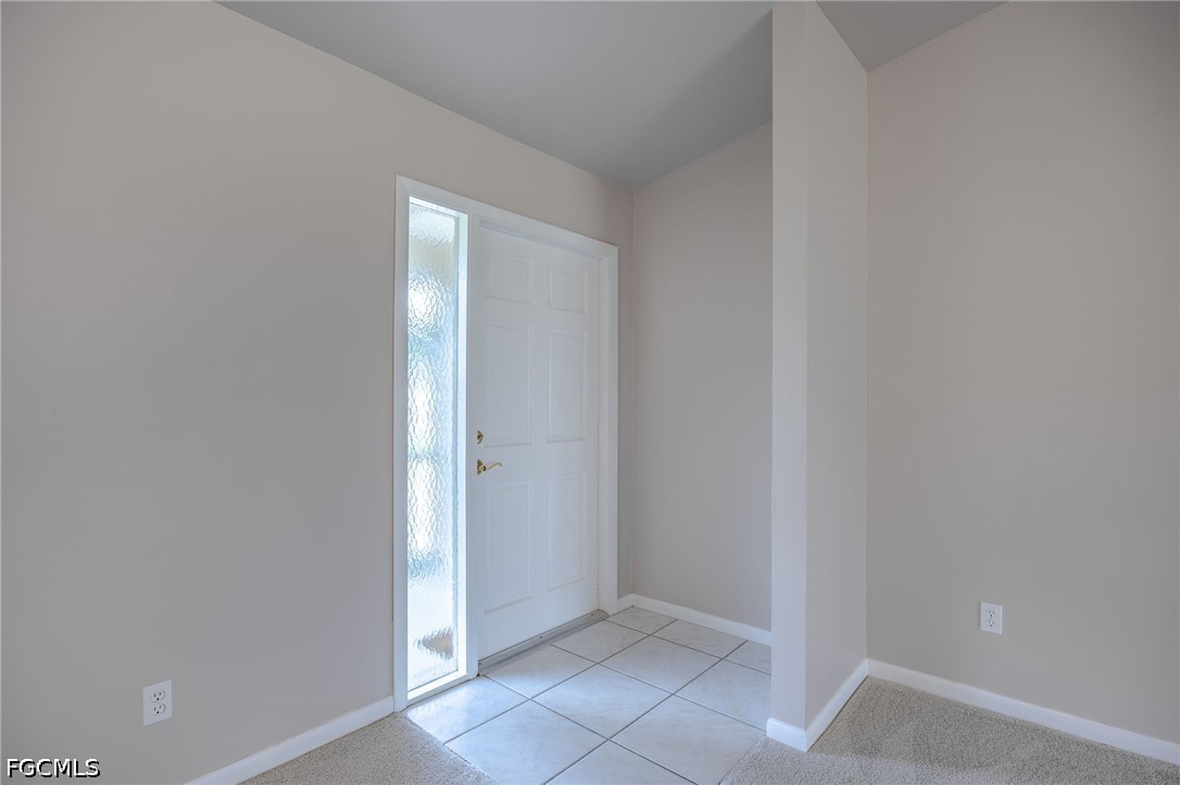 3 Bed SingleFamilyResidence for Sale in Cape Coral, FL — photo 9