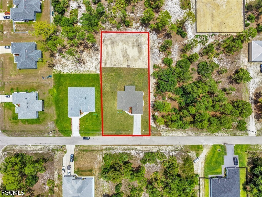3 Bed SingleFamilyResidence for Sale in Lehigh Acres, photo 9