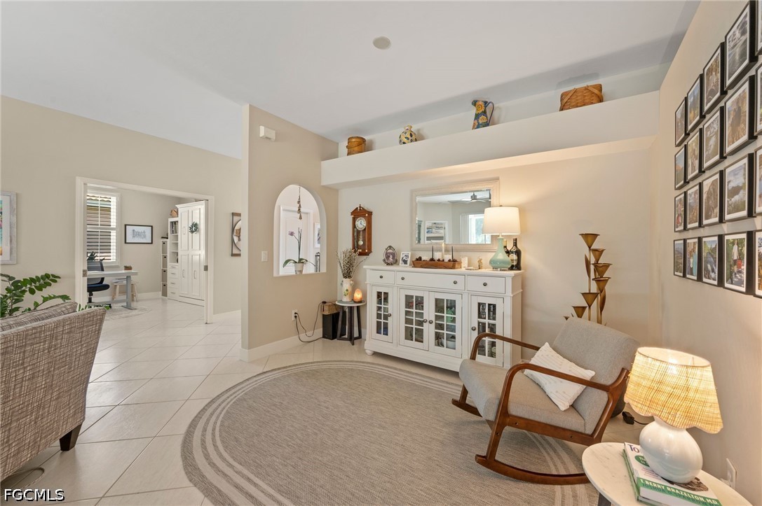 3 Bed Pool Home for Sale in Fort Myers, photo 9