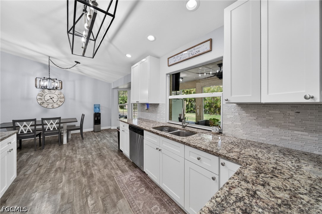 3 Bed SingleFamilyResidence for Sale in Acreage, photo 9