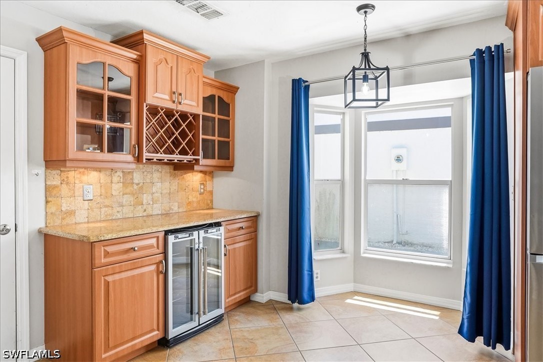 3 Bed Pool Home for Sale in Moon Lake, photo 9